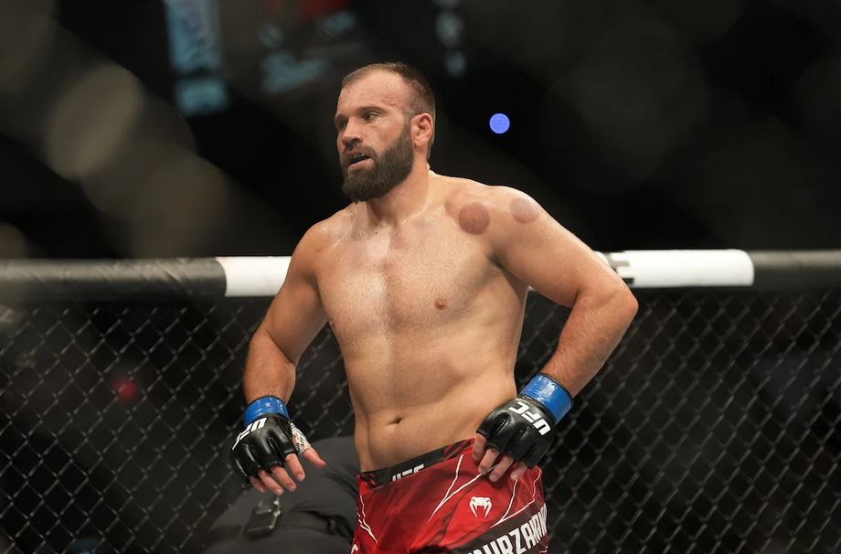 پنج دلیل مهم برای تماشای رویداد UFC 316: نبرد دوباره دوالیشویلی و اُمالی